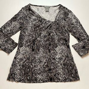 ✨HP✨ EUC Ann Taylor top